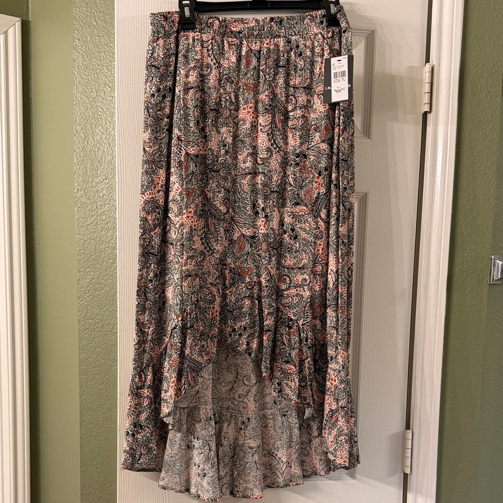 I.N. Studio High Low Skirt in Black and Pink Floral